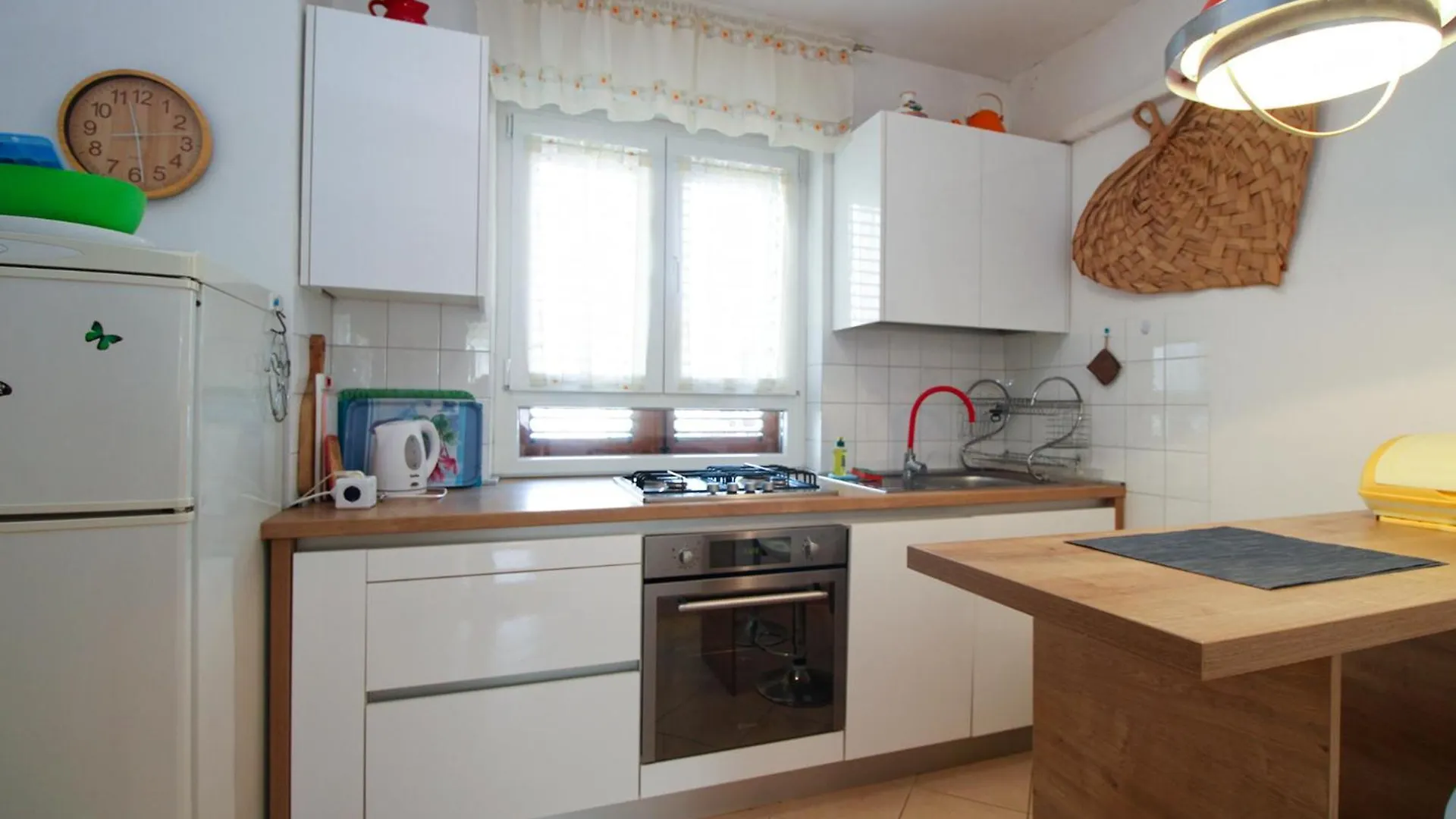 Apartment Giovanna 1557 Banjole 0*,  Croatia