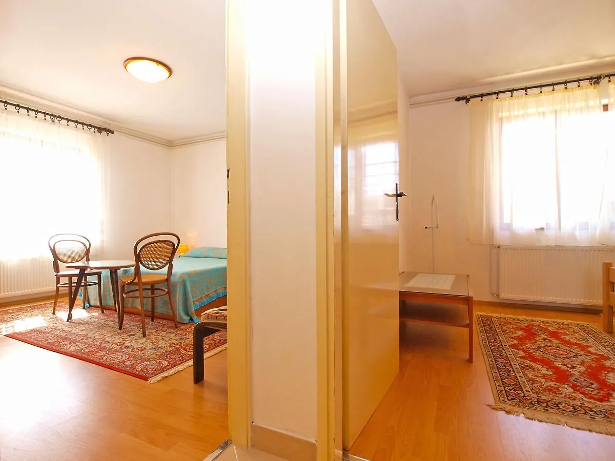 Apartment Giovanna 1557 Banjole