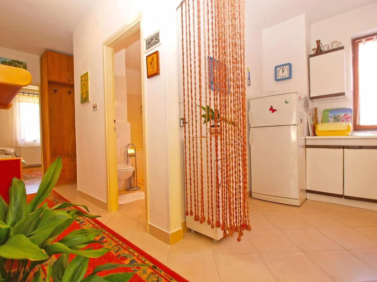 Apartment Giovanna 1557 Banjole 0*,